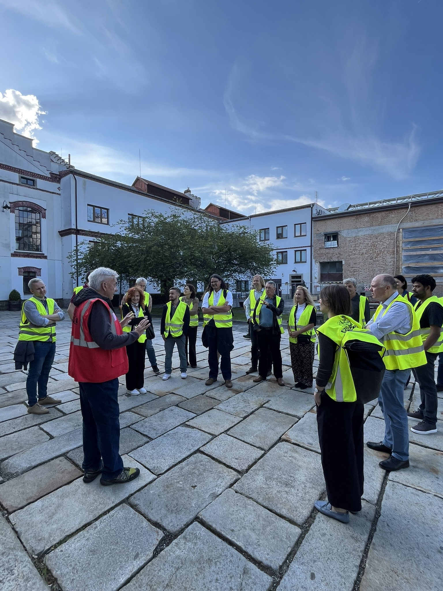 Mezinárodní poradní sbor ocenil kvalitu výzkumu, infrastrukturu i atmosféru ...